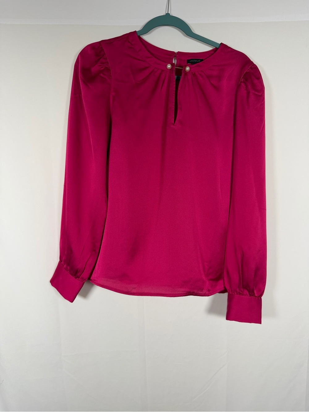 Ann Taylor Fuchsia Keyhole Long-Sleeve Blouse